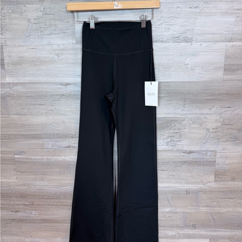 NWT Girlfriend Collective Black High-Rise Flare Leggings - Size XS